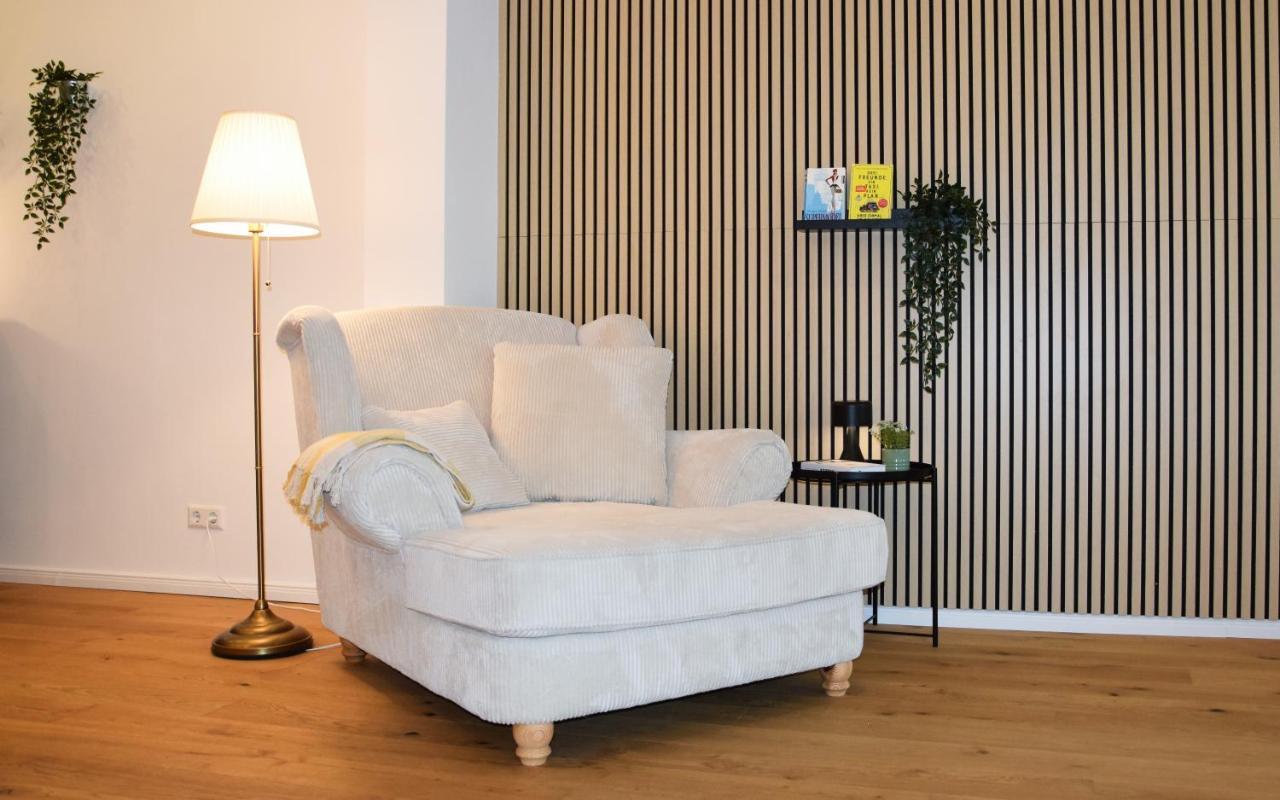 Modernes Studio Appartement Mit Leseecke Gernsbach Exteriör bild